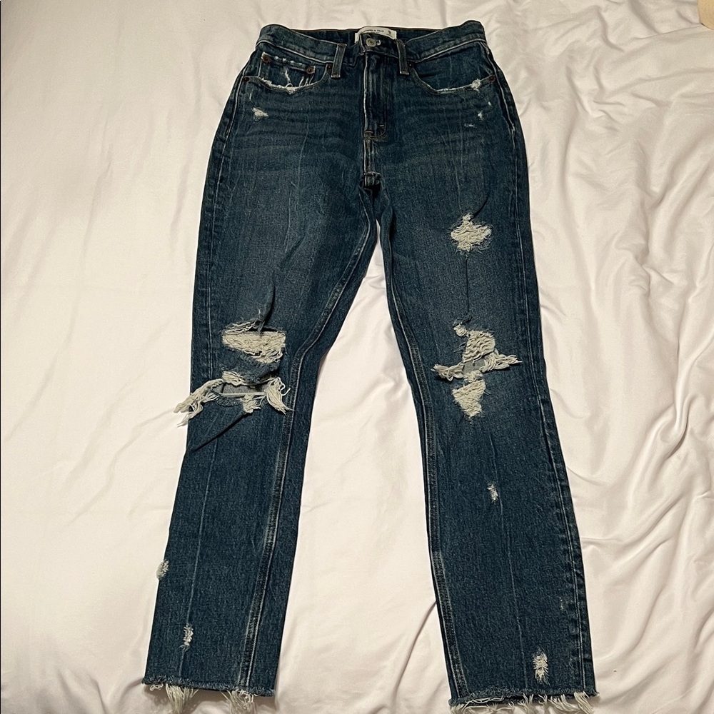 Abercrombie & Fitch High Rise Mom Jeans 26L